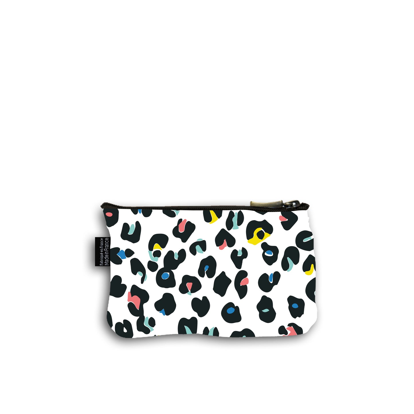 Dos de la pochette en coton de 10 centimètres par 15 centimètres. Le motif de la pochette est un imprimé léopard sur fond blanc avec des tâches noires,  jaunes, roses, vertes et bleus .  Pochette avec un zip noir et un curseur couleur bronze.